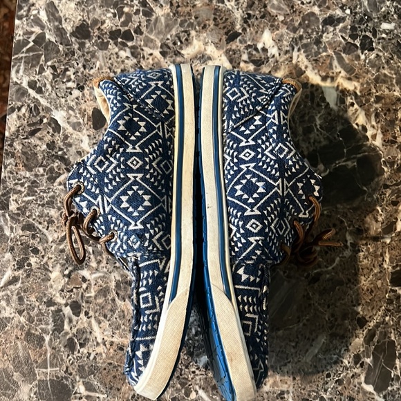 Aztec Twisted X Shoes - Picture 2 of 5